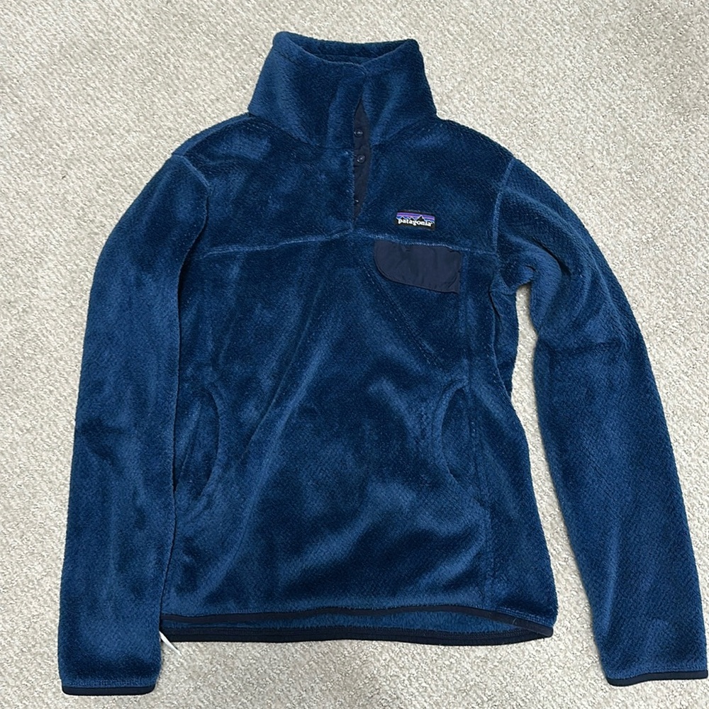 Patagonia sweater small